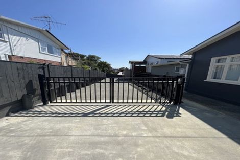 Photo of property in 60a Batkin Road, New Windsor, Auckland, 0600