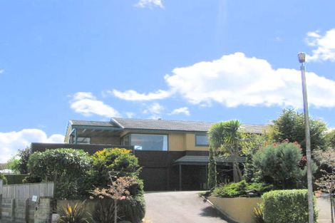 Photo of property in 8 Maniapoto Grove, Waipahihi, Taupo, 3330