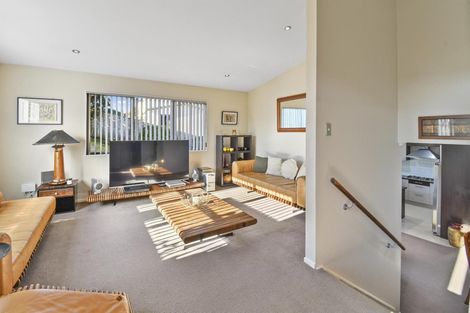 Photo of property in 38 Fairchild Avenue, Goodwood Heights, Auckland, 2105