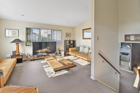 Photo of property in 38 Fairchild Avenue, Goodwood Heights, Auckland, 2105