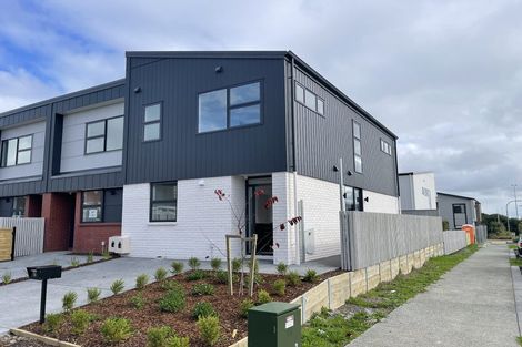 Photo of property in 16 Paterae Lane, Flat Bush, Auckland, 2019