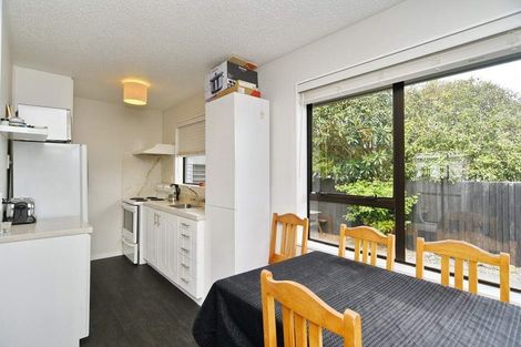 Photo of property in 2/18 Wairakei Road, Strowan, Christchurch, 8052