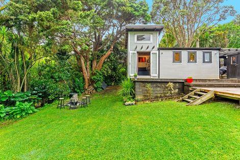 Photo of property in 9 Cotterell Street, Leigh, 0985