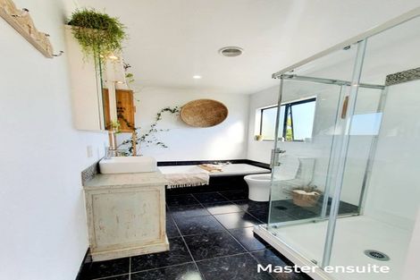 Photo of property in 97 Rogers Road, Bay View, Napier, 4104