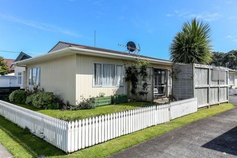 Photo of property in 5/36 Hine Street, New Plymouth, 4310