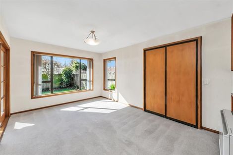 Photo of property in 27 Lochee Road, Upper Riccarton, Christchurch, 8041