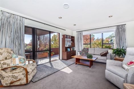 Photo of property in 8 Kallista Place, Browns Bay, Auckland, 0630