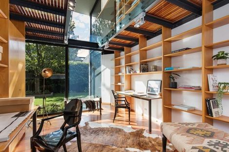 Photo of property in 3 Merivale Lane, Merivale, Christchurch, 8014