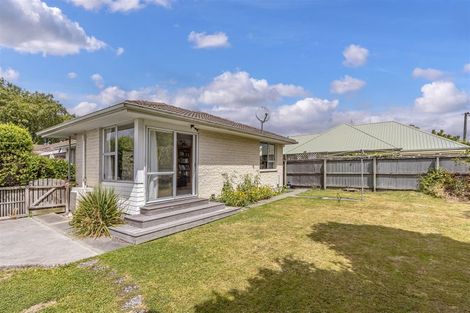 Photo of property in 2/27 Gardiners Road, Bishopdale, Christchurch, 8051