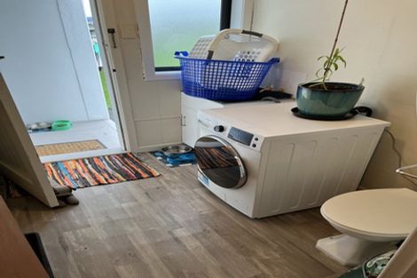 Photo of property in 15 View Road, Shelly Park, Auckland, 2014