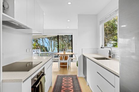 Photo of property in 79 Duncansby Road, Stanmore Bay, Whangaparaoa, 0932