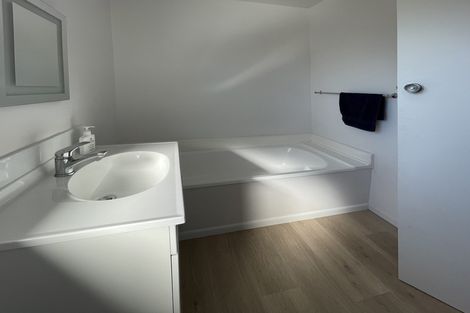 Photo of property in 31 Grahams Road, Ilam, Christchurch, 8041