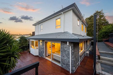Photo of property in 86 Crestview Place, Browns Bay, Auckland, 0630