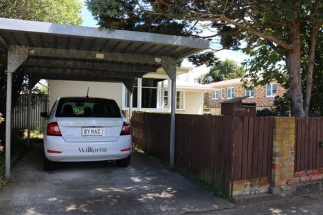 Photo of property in 4 Alton Place, Hokowhitu, Palmerston North, 4410