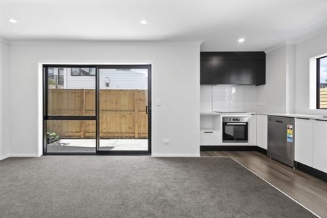 Photo of property in 2/10 Charlemont Street, Whitiora, Hamilton, 3200