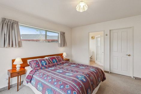 Photo of property in 6 Glen Loch Place, Paraparaumu, 5032