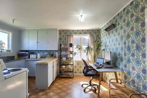 Photo of property in 53 Matipo Road, Te Atatu Peninsula, Auckland, 0610