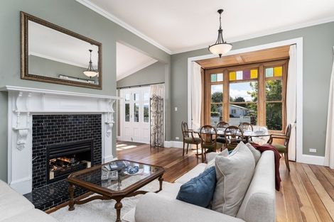 Photo of property in 260-262 High Street North, Carterton, 5713