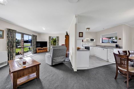Photo of property in 21 Robson Street, Normanby, Hawera, 4614