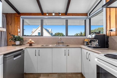 Photo of property in 187 Harbour Road, Ohope, 3121