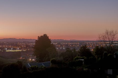 Photo of property in 17 Roger Guy Place, Welcome Bay, Tauranga, 3175