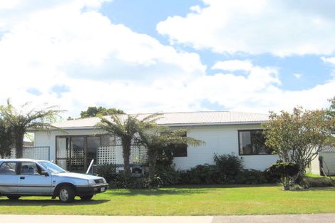 Photo of property in 63 Robinson Road, Whitianga, 3510