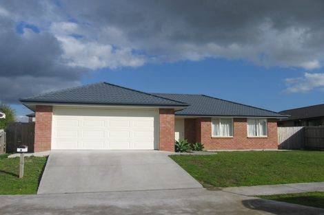 Photo of property in 4 Redcastle Drive, East Tamaki, Auckland, 2013