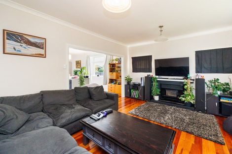 Photo of property in 60 Seddon Street, Takaro, Palmerston North, 4412