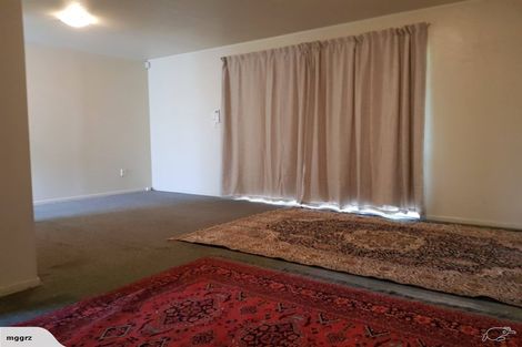 Photo of property in 32 Heathdale Crescent, Papakura, 2110