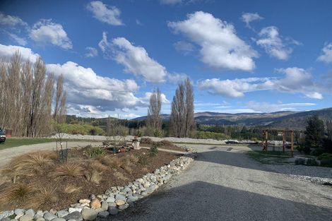 Photo of property in 14a Balneaves Lane, Albert Town, Wanaka, 9382