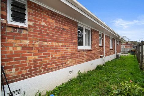 Photo of property in 51 Hallberry Road, Mangere East, Auckland, 2024