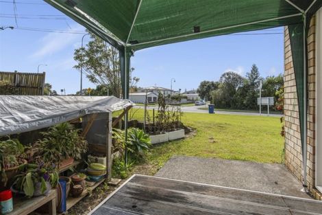 Photo of property in 11 Munroe Road, Ranui, Auckland, 0612
