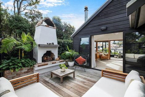 Photo of property in 223a Valley Road, Mount Maunganui, 3116