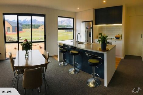 Photo of property in 13 Pennycook Place, Lake Hawea, 9382