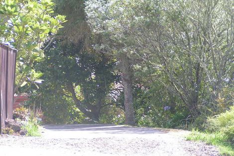 Photo of property in 2/12 Paruru Avenue, Northcote, Auckland, 0627