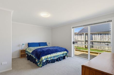 Photo of property in 15 Hamon Place, Pukehangi, Rotorua, 3015