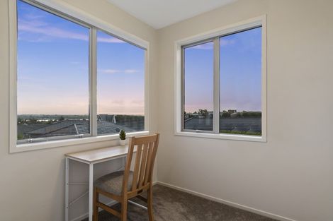 Photo of property in 10 Elena Place, Welcome Bay, Tauranga, 3112