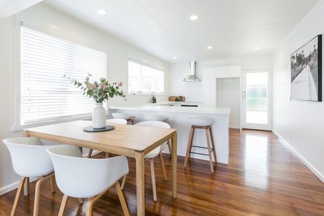 Photo of property in 9 Gardiner Place, Havelock North, 4130