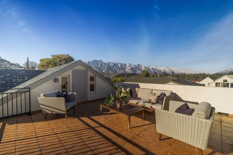 Photo of property in 7 Brisbane Street, Queenstown, 9300