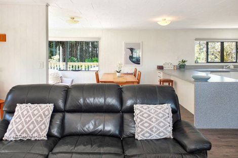 Photo of property in 25 Cousins Avenue East, Foxton Beach, Foxton, 4815