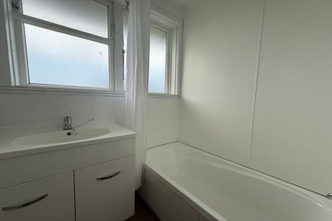 Photo of property in 12b Ian Place, Bishopdale, Christchurch, 8053