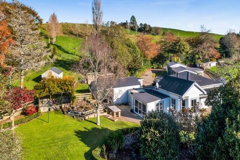 Photo of property in 295 Skinner Road, Bird Road, Stratford, 4393