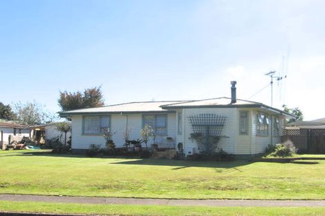 Photo of property in 16 Kenmore Place, Tokoroa, 3420