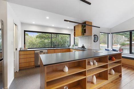 Photo of property in 4 Maldive Street, Khandallah, Wellington, 6035