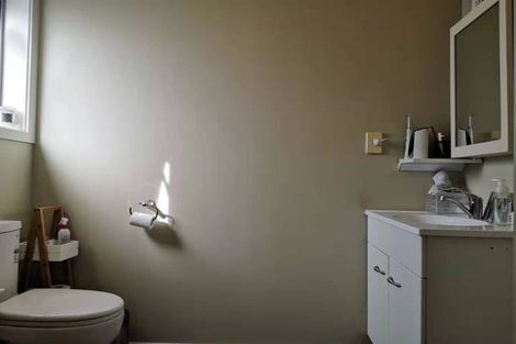 Photo of property in 14/15 Andersons Road, Oteha, Auckland, 0632