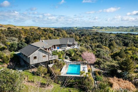 Photo of property in 158 Rangiora Road, Kaiwaka, 0573