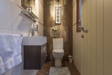 Photo of property in 17 Roger Guy Place, Welcome Bay, Tauranga, 3175