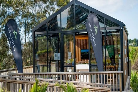 Photo of property in 40 Paparahi Place, Wainui, 0992