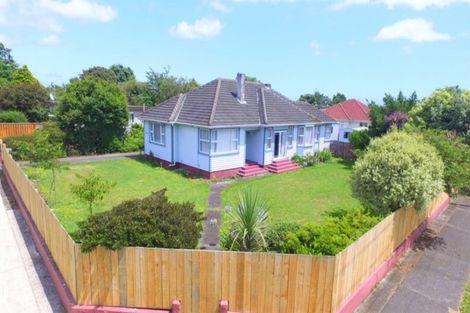 Photo of property in 7 Winchester Street, Levin, 5510