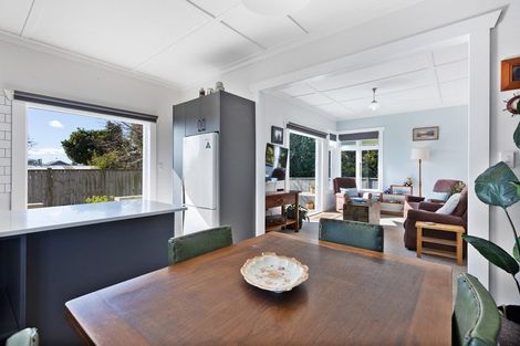 Photo of property in 3a Tupoki Street, Glen Avon, New Plymouth, 4312